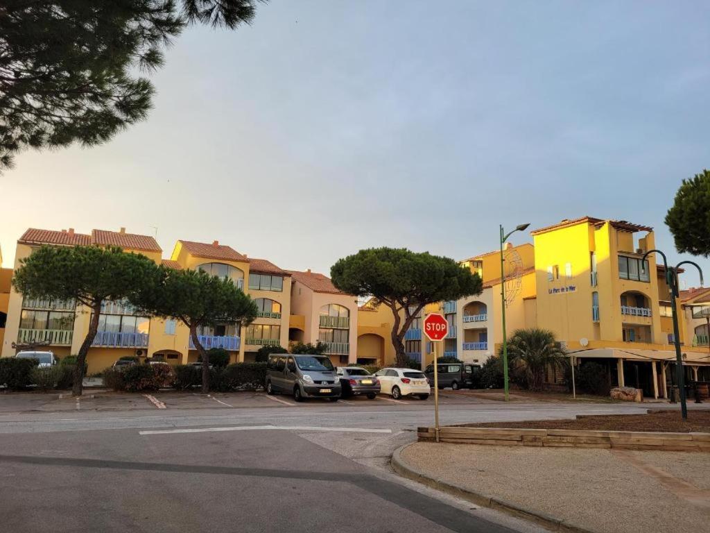 Superbe Appartement Tout Confort Le Barcarès Exteriör bild